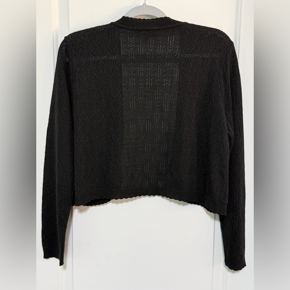 Express Black Knit Women's Cropped Cardigan - Picture 2 of 6